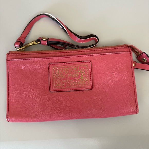 Coach Handbags - Coach Poppy Wristlet